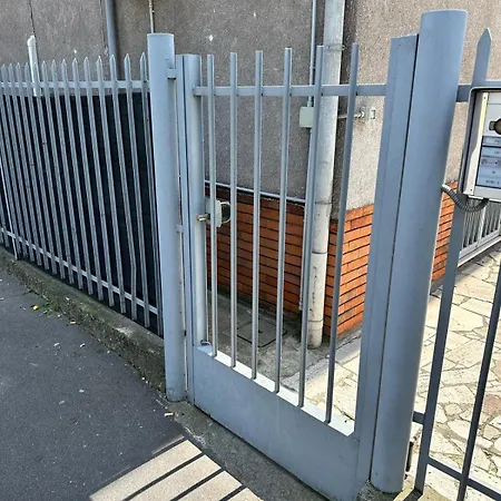 Airport Linate Apartamento Milão