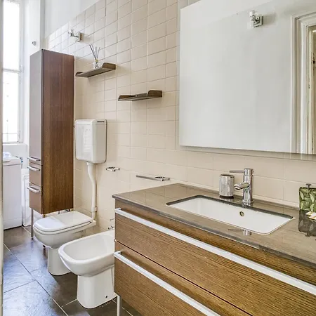 דירה Loft Maderno - Elegant Space 20 Mins From Duomo With One Bedroom For 4 People *