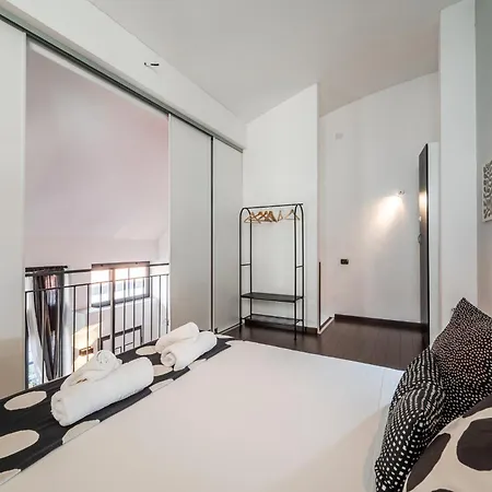 Διαμέρισμα Refined Urban Living In Fondazione Prada *