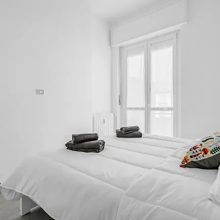 Appartement Flu10 -crescenzago- Bright - Wi-fi - Milan
