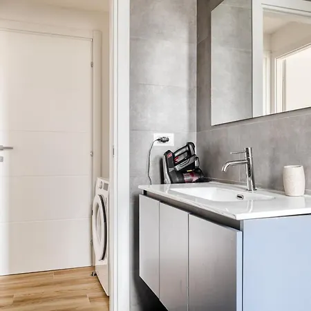 Apartment Joivy Stylish 2-bedroom Flat Near Citylife District Mailand