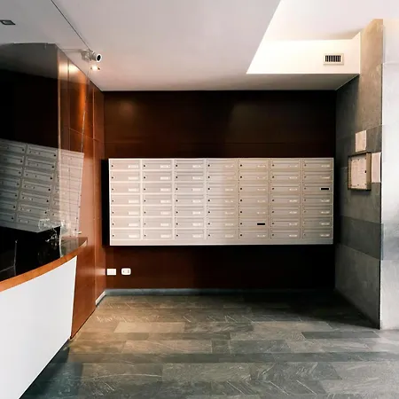 アパート Comecasa De Amicis Urban Flat Near Duomo *