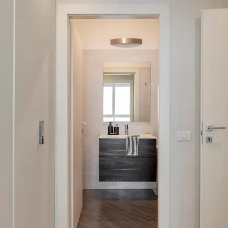 Citylife Modern Comfort *