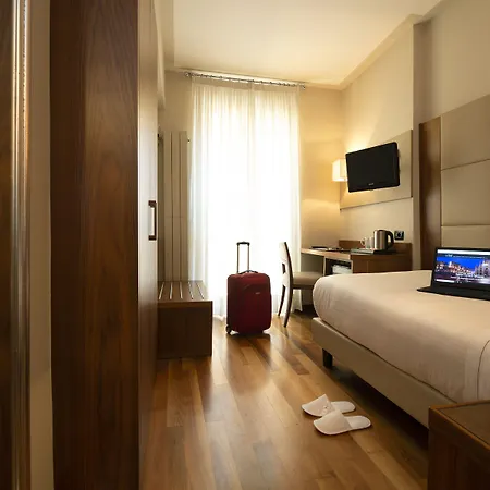 페니체 3* 밀라노