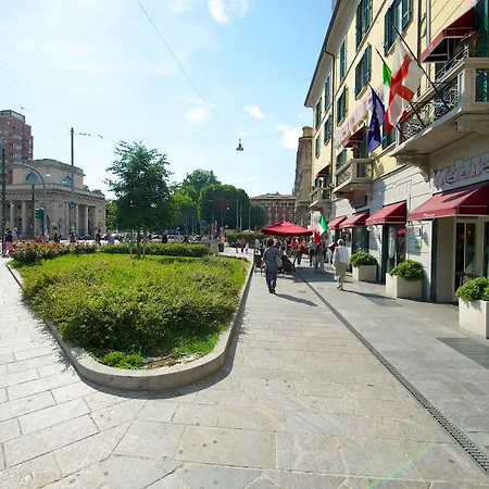 Отель Mercure Centro