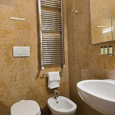 Hotell Mokinba Sant'ambroeus