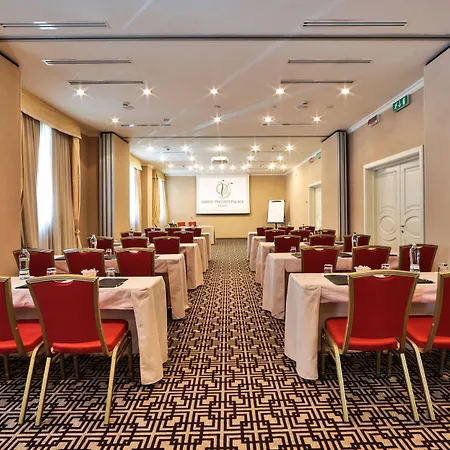 Grand Visconti Palace