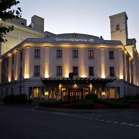 Szálloda Grand Visconti Palace Milánó