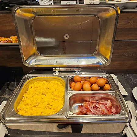 米兰欢迎您酒店 酒店