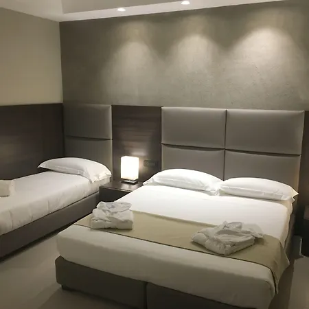 米兰欢迎您酒店 3*