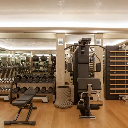 Park Hyatt Otel