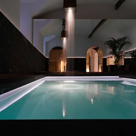 Straf, Milan, A Member Of Design 4*