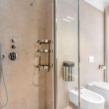 Townhouse In The Heart Of The Mailand