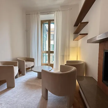 70s Vibes Flat Close To Bocconi * ミラノ
