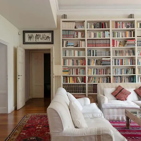 Villa Two Levels With Garden Mailand