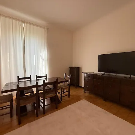 70s Vibes Flat Close To Bocconi * ミラノ