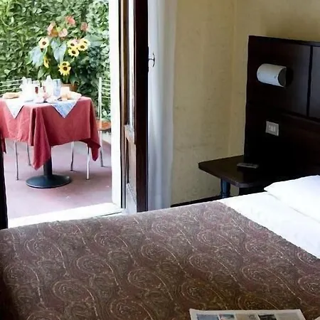 Otel Catalani E Madrid