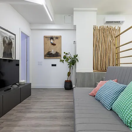 Tranquillo Paradiso A San Siro Milan