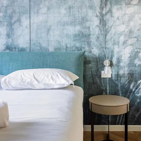 Design Nearby Duomo Apartment *