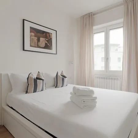 Guesthost - Modern Lambrate Appartement *