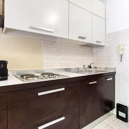 Easylife - - Montenero 29 F - Porta Romana * Milánó