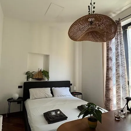 Station-bosco Verticale Cozy & Elegant Apartamento Milão