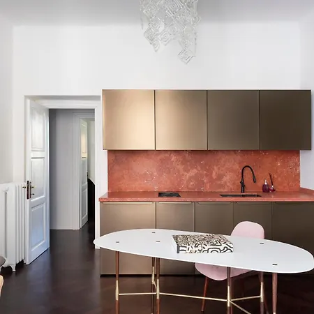 Nolo Eleganza Con Balcone E Design Milan