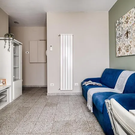 Apartmán For 6 - Walk To Milan's Spots *