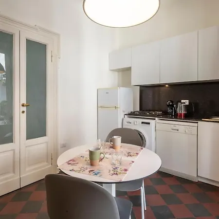 Apartament Sempione12-elegante Bilo With Balcony - B Mediolan