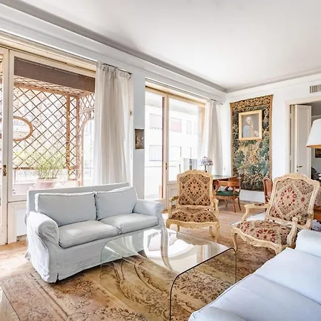 Apartament 800 M Duomo - Vintage E Spazioso