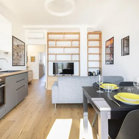 Easylife - - Sammartini 35 - Appartement *