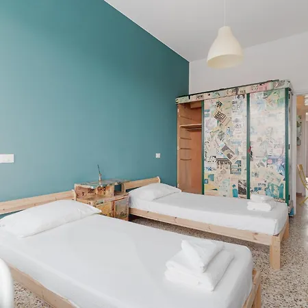 Guesthost - Farini For 6 People Apartman Milánó