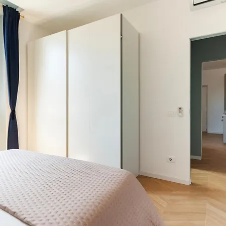 Blue Rain - Design Appartement Milan