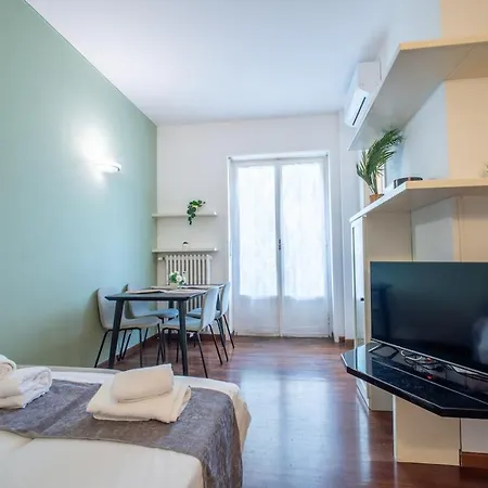Appartamento Duomo 10 Minutes Away Spacious 5 Pax Balcony Wifi Ac *