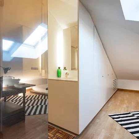 Washington District * 米兰