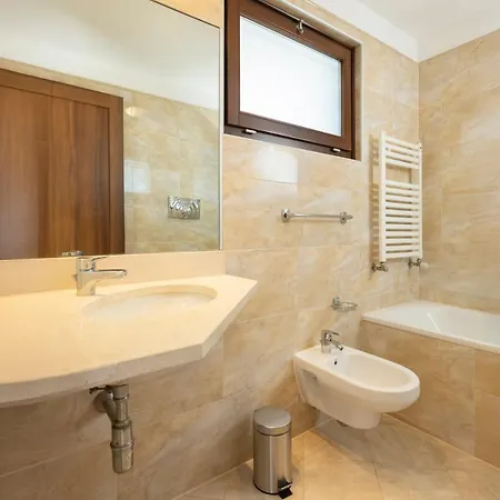 Porta Romana - Leobrothers - Boncompagni 8 * Milan
