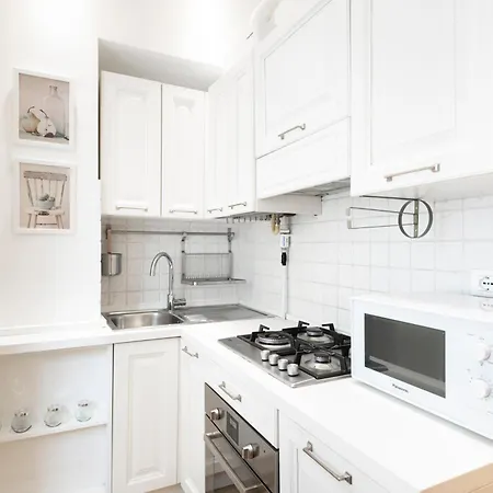Easylife - - Castaldi 37 - Porta Venezia * Milaan