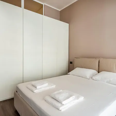 Duomo B - Panoramic Two Bedrooms 아파트 *
