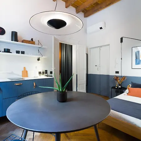 Daire Design Of Wood & Charm