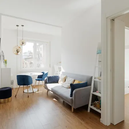 Guesthost - M2 Sant'agostino Bright