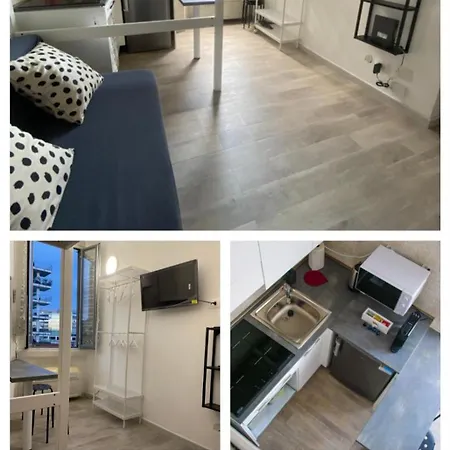 Domus Cassinis Metro&trains At Your Doorstep Milaan