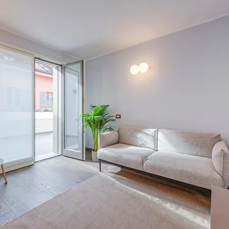 Fabbri Palace - B * 밀라노