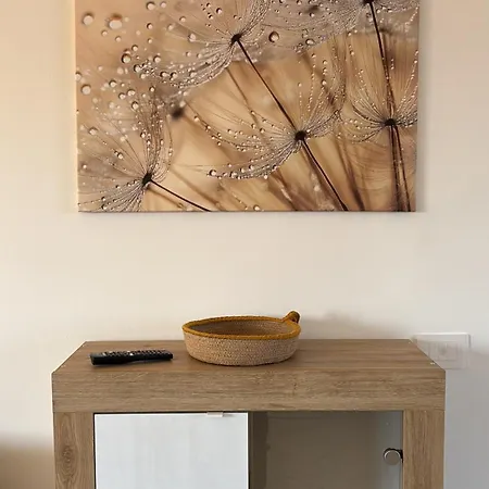 Διαμέρισμα Bright Three-room 250m From The Subway