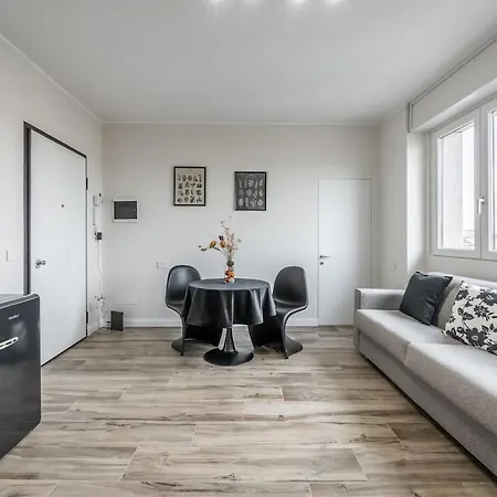 Station 400 Mt Milan