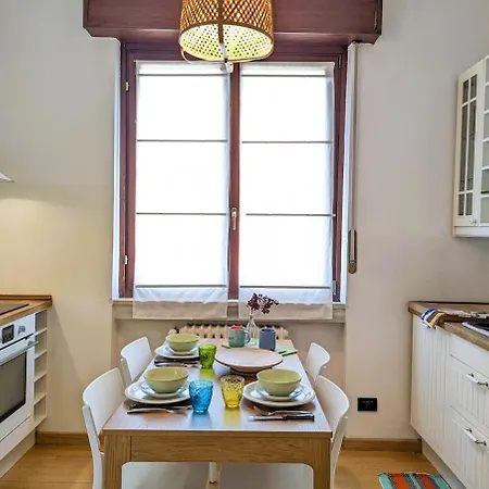 アパート Charming With Balcony - Porta Romana *