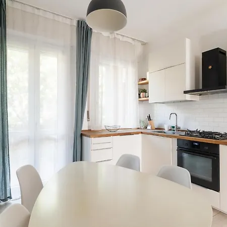 Appartement Guesthost - Modern Lancetti