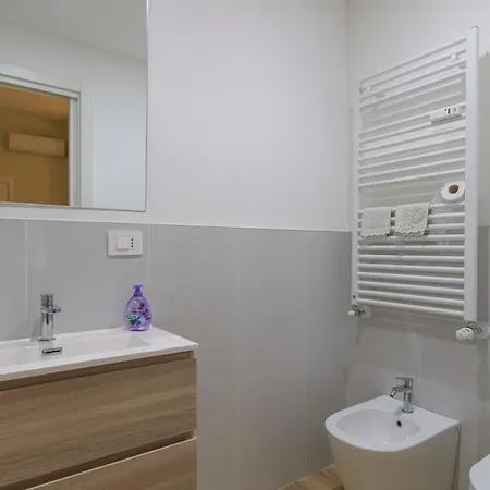 Apartamento I-host - Ripamonti 205 Milão