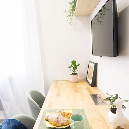 Cozy 1Br With Terrace 15 Min To Central Station Appartement