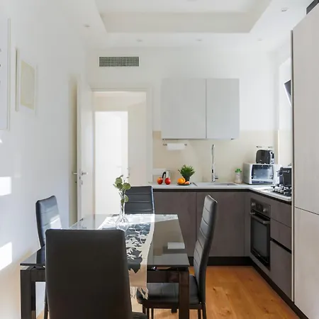 The Rent - Spacious Two-bedroom Flat Near