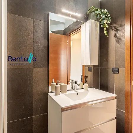 Station Skyline Suite, 300 Meters From The Station Милан